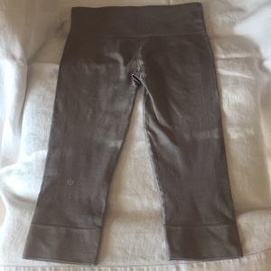 Lululemon crop pants